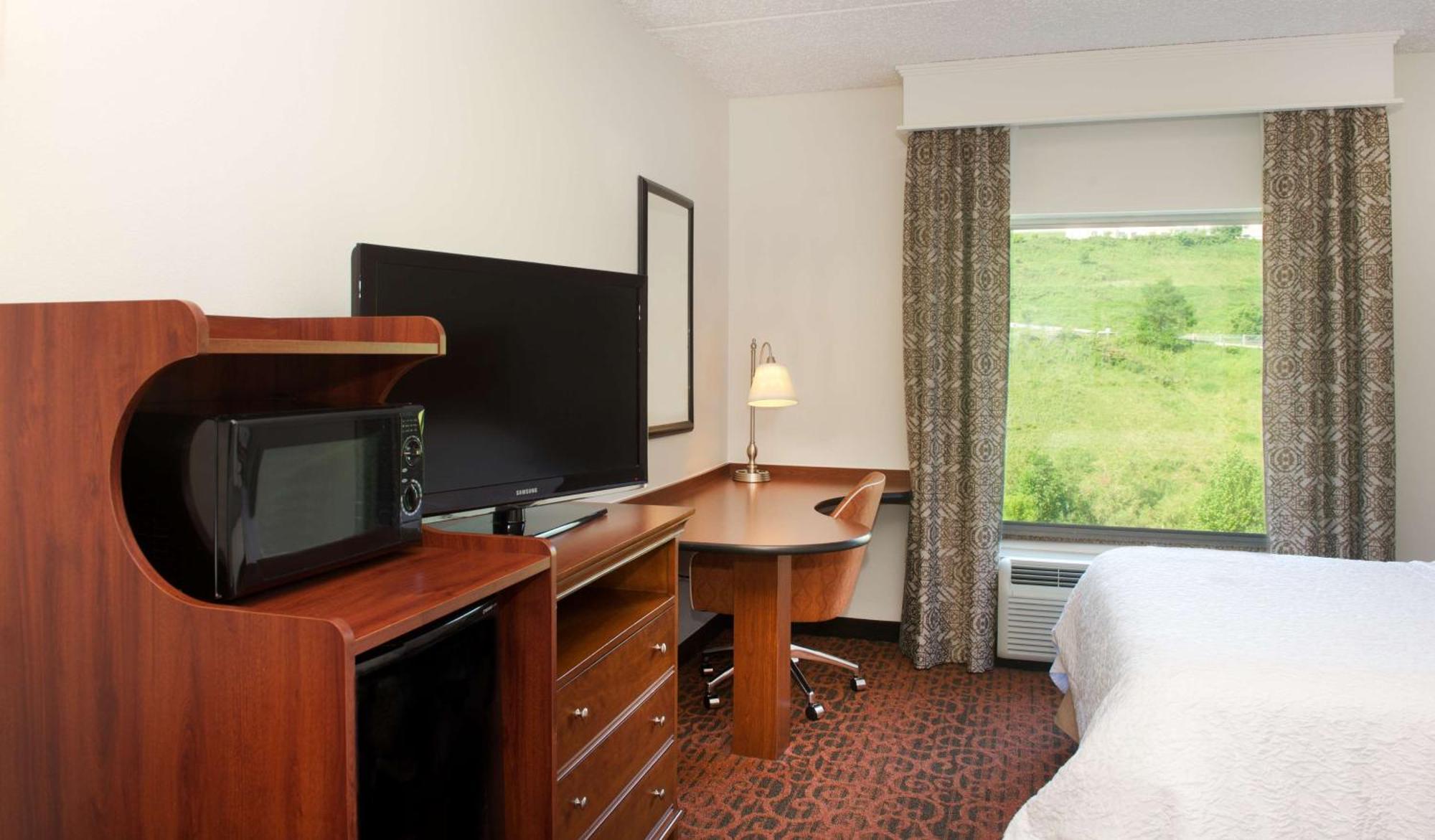 Hampton Inn & Suites Pittsburgh-Meadow Lands Washington Eksteriør billede
